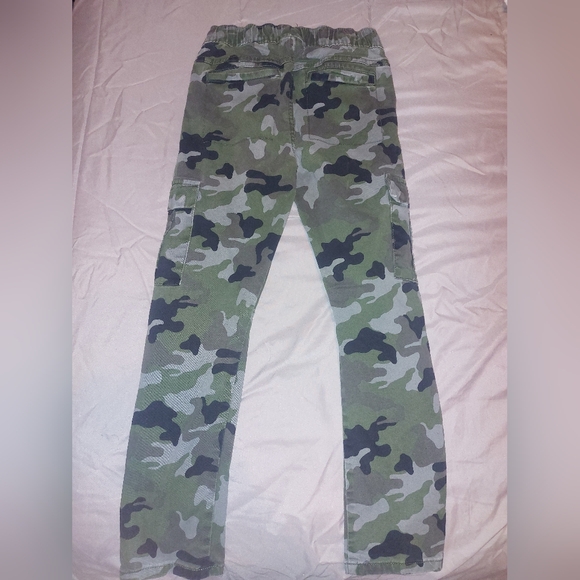 Boys Camo joggers size 12 - Picture 2 of 3